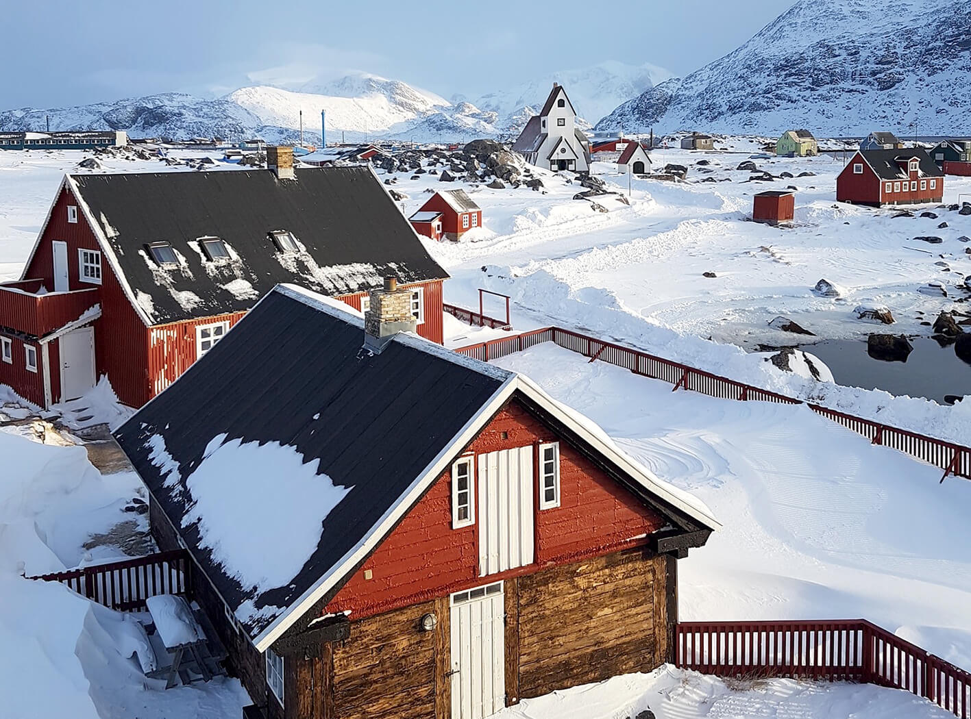 Uppsetning á kælikerfi í Nanortalik á Grænlandi